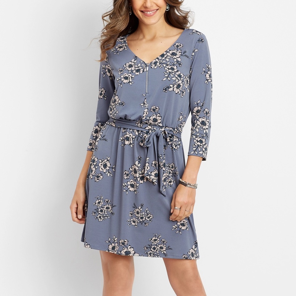 ☀️2/$22☀️ Maurices Grey Floral Tie Up Dress